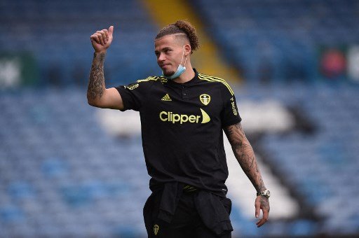 ESQUENTOU - O Manchester United está interessado na contratação de Kalvin Phillips, meia do Leeds e da seleção inglesa, para a próxima temporada, segundo o "Daily Star". O atleta se torna prioridade após um início de ano questionável de Fred, Matic e McTominay.