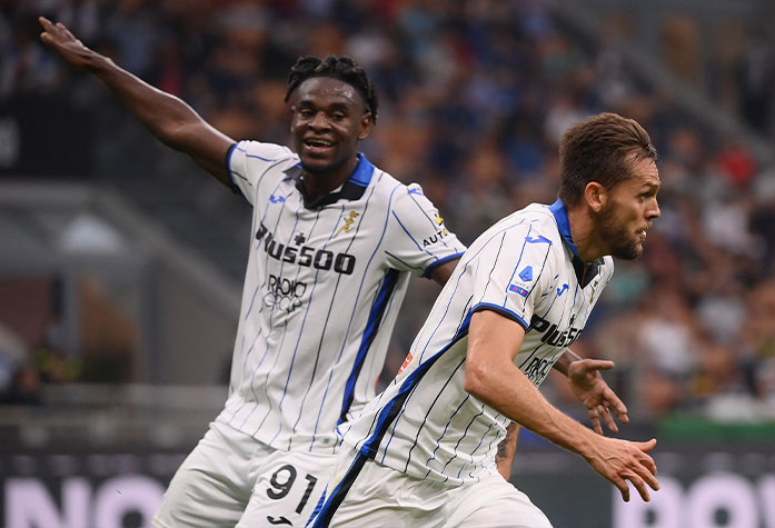 Rafael Tolói: naturalizado italiano, o ex-São Paulo e Goiás marcou o gol da virada da Atalanta no confronto com a Inter de Milão. O jogo, porém, terminou 2 a 2.