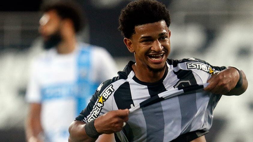 Warley (atacante - 22 anos): o ponta chegou ao Botafogo no início de 2020 e teve sua importância na disputa da Série B em 2021, vencida pelo Glorioso. O clube e o jogador não chegaram a um acordo pela renovação.