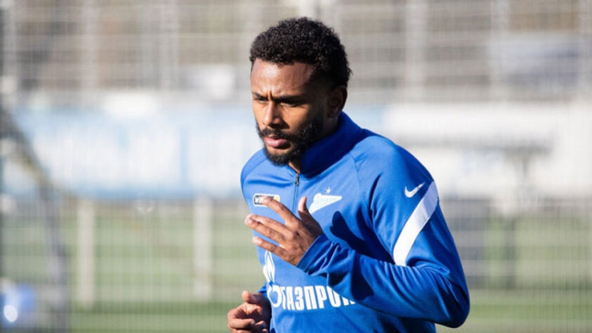 Wendel - volante - 24 anos - Zenit - contrato até 30/06/2025 / Valor de mercado: 19 milhões de euros (R$ 109,4 milhões)