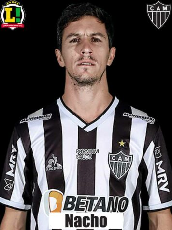 Nacho Fernández - 5,5: Ficou longe do jogador que se mostrou durante 2021 e criou poucas chances de gol.