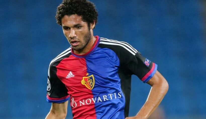 ESQUENTOU - Com a janela turca perto de fechar, o Galatasaray se interessou pela contratação do volante Mohamed Elneny, de acordo com a "Sky Sports".