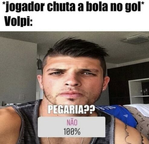 Tiago Volpi é alvo de memes após falha contra o Fortaleza
