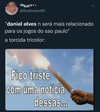 Fora do São Paulo, Daniel Alves protagoniza memes nas redes sociais