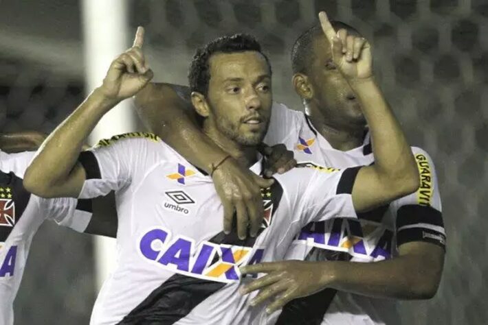 12º - Vasco 2x0 Volta Redonda - Carioca 2016 - Em busca do bi do Estadual, o time conquistava mais uma vitória com gol de Nene. De pênalti, o meia ajudava a equipe em mais um triunfo na temporada. 