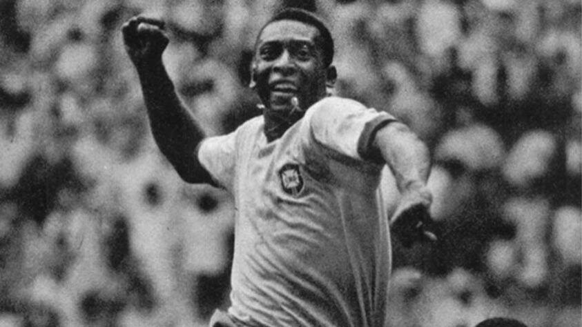 O Rei Pelé jogou quatro Copas do Mundo pelo Brasil, em 1958, 1962, 1966 e 1970. O eterno camisa 10 conquistou três títulos mundiais pelo Brasil.