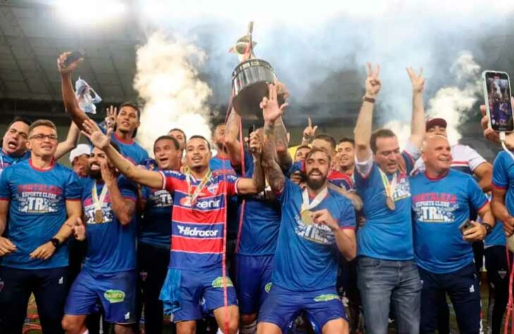 Fortaleza (1 milhão de torcedores) - 9 títulos: Uma Copa do Nordeste (2019), um Campeonato Brasileiro Série B (2018), cinco estaduais (2015, 2016, 2019, 2020 e 2021) e duas Taças dos Campeões Cearenses (2016 e 2017).