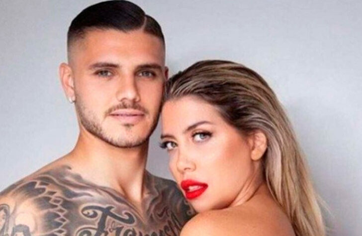 Em entrevista para o ex-jogador Christian Vieri, Daniele Adani, ex-companheiro de Icardi na Inter de Milão, revelou que Icardi e Wanda Nara são sexualmente ativos. Segundo Adani, o atacante e sua esposa realizavam atos sexuais por pelos menos 12 vezes ao dia.