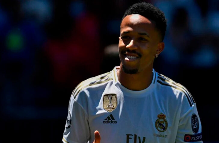 Éder Militão (24 anos) - Zagueiro - Time: Real Madrid - Valor de Mercado: 60 milhões de euros (R$ 307,2 milhões).