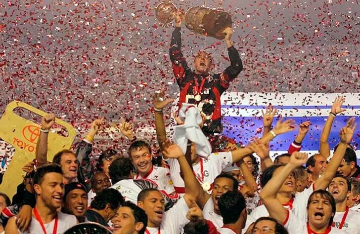 São Paulo: 3 títulos (1992, 1993 e 2005)