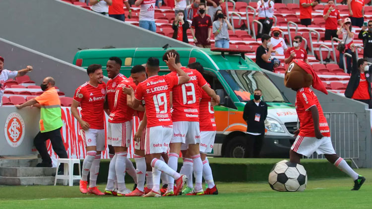 INTERNACIONAL: 14 participações (1976, 1977, 1980, 1989, 1993, 2006, 2007, 2010, 2011, 2012, 2015, 2019, 2020 e 2021).