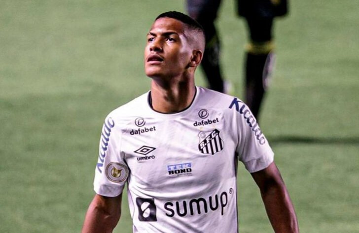 Ângelo Gabriel (Santos) - 16 anos: Grande promessa, com passagem pela Seleção Brasileira e o segundo jogador mais jovem a atuar pelo Santos no Brasileirão. Já vale 7 milhões de euros (R$ 46,2 milhões) e tem contrato até 2023.