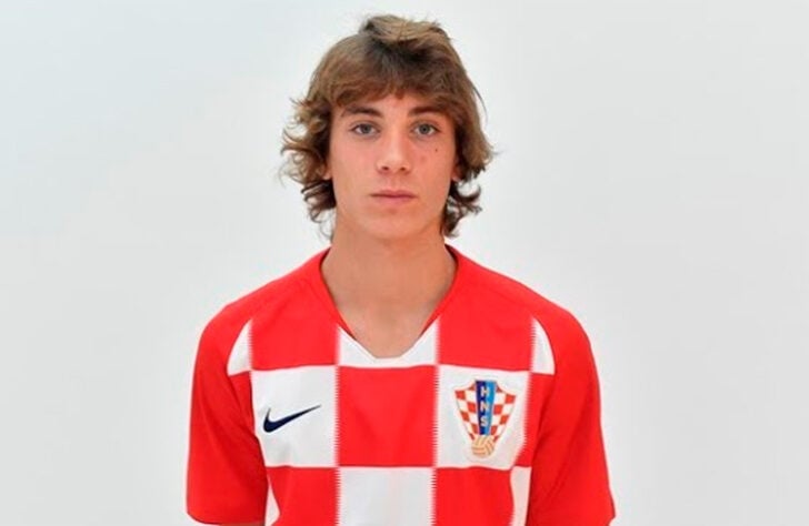 Marko Brkljaca (Croácia) - Clube: Hajduk Split (Croácia) - Posição: Meio-campista.