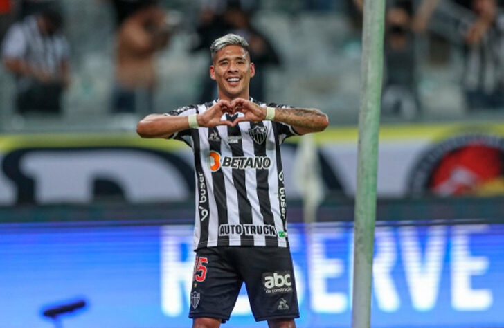 O contrato com o Atlético Mineiro vai até outubro de 2025.