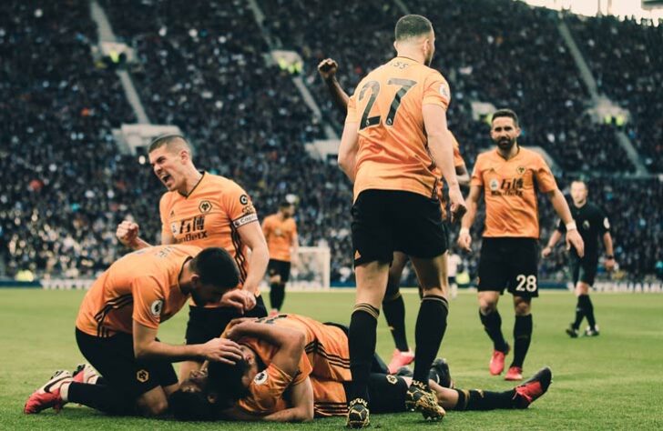 A Fosun International tem o Wolverhampton dentro dos seus investimentos e mudou o patamar da equipe, consolidando o Wolves na Premier League e sempre brigando por competições europeias desde então.