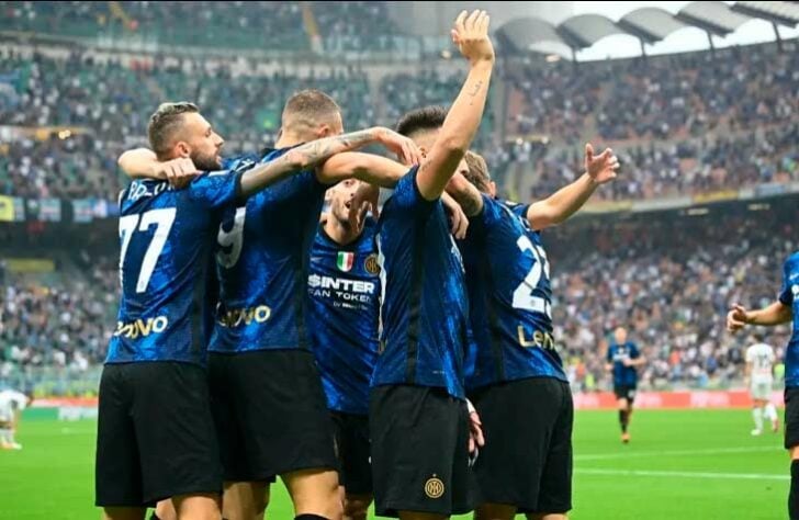 19º lugar: Inter de Milão (ITA): 420 milhões de euros (R$ 2,34 bilhões) – 31 jogadores no elenco.