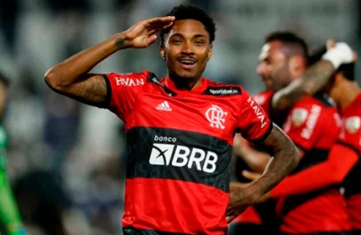 Vitinho (28 anos) - Clube: Flamengo - Posição: atacante - Valor de mercado: 5 milhões de euros (R$ 28,4 milhões)