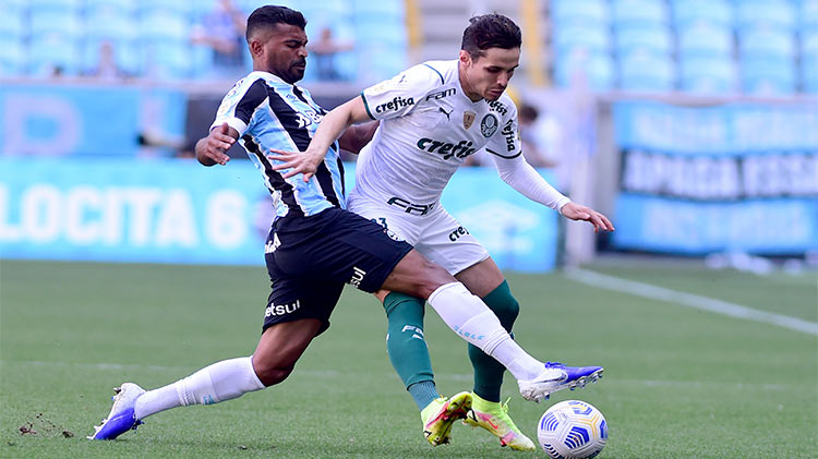 10º lugar - Grêmio 1 x 3 Palmeiras - 29ª rodada - Estádio: Arena do Grêmio -  Público: 13.799