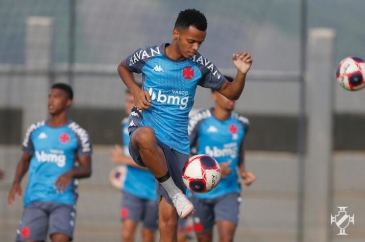 Riquelme - 19 anos - lateral-esquerdo - contrato até 31/07/2023.