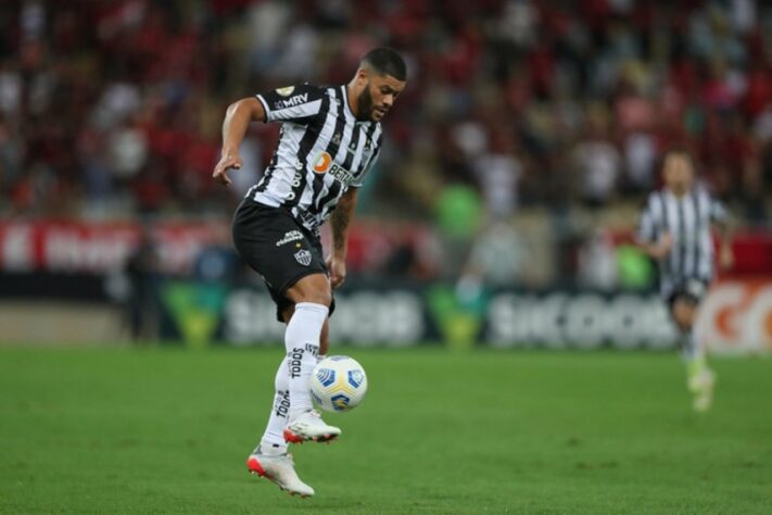 No Maracanã, o Atlético-MG foi derrotado pelo Flamengo por 1 a 0, mas segue com boa vantagem na liderança do Brasileirão. Veja as notas dos jogadores do Galo na partida.