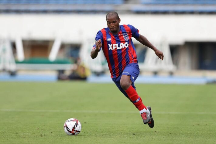 Outro que fez grande campeonato pelo FC Tokyo foi Adaílton. O centroavante atuou em todos os jogos da J-League, marcando nove gols e danso duas assistências.