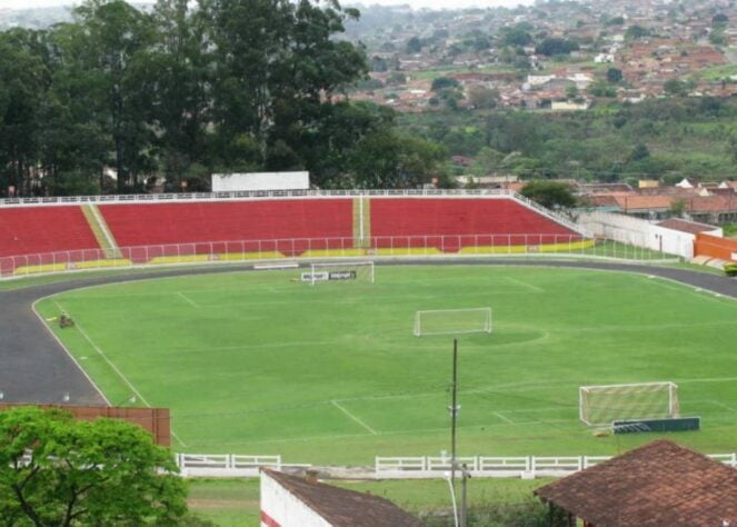18º - Alfredão - Inaugurado em 01/09/1935 - Clube dono do estádio: Noroeste
