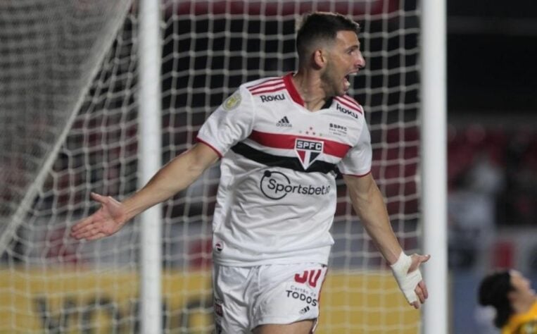 3° - Jonathan Calleri (São Paulo): 3 gols 