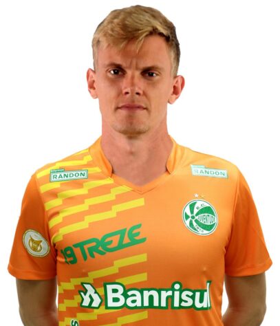 DOUGLAS FRIEDRICH - Juventude (C$ 4,96) - Atuando em casa e tendo a semana toda pra treinar, pode ser uma boa opção diante de um Ceará desgastado pela partida no meio de semana contra o Palmeiras e a longa viagem para Caxias Do Sul. O Vozão é o único time que ainda não venceu como visitante e cedeu pelo menos três defesas em quatro dos últimos cinco jogos como visitante.