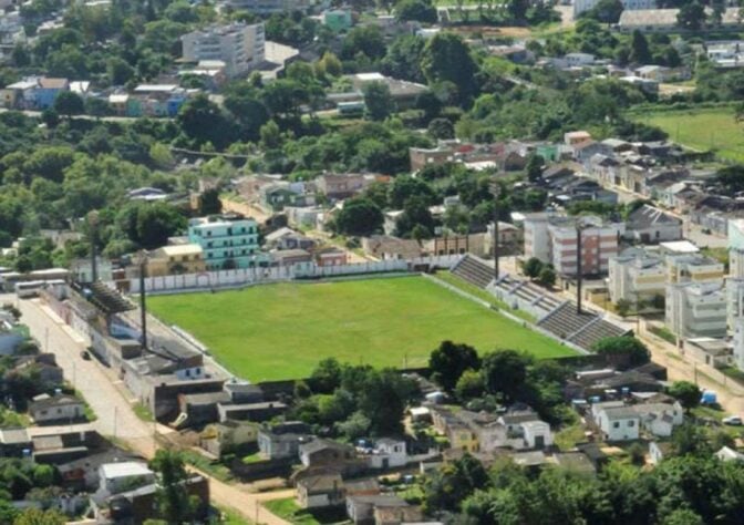 4º - Estádio Antônio Magalhães Rossel (Estrela d'Alva) - Inaugurado em 13/06/1915 - Clube dono do estádio: Guarany de Bagé