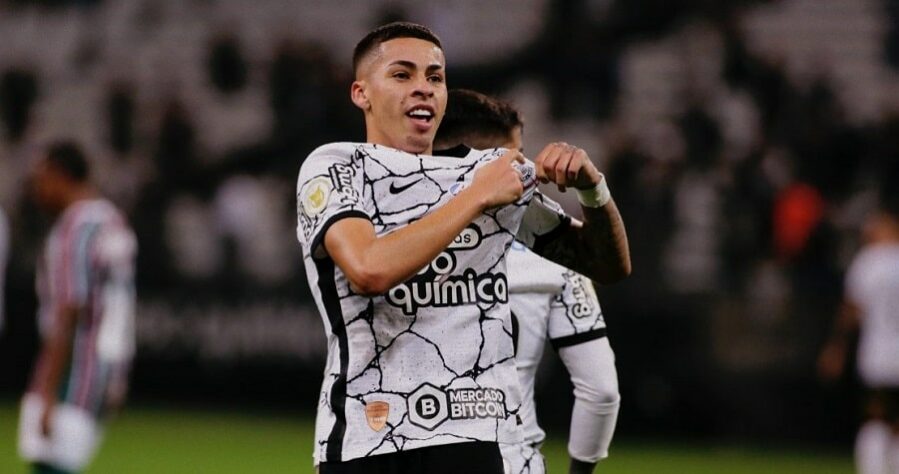 3° - GABRIEL PEREIRA (20 anos - atacante - Corinthians): 25 pontos.