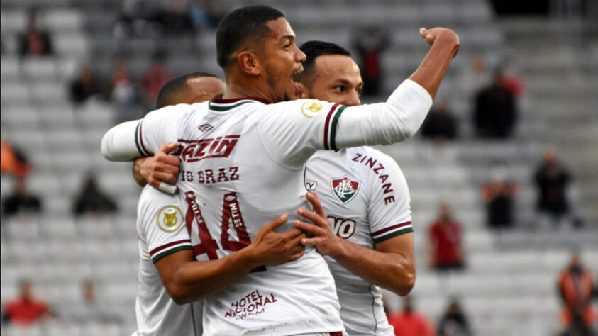 8° colocado - FLUMINENSE (36 pontos) - 26 jogos - Título: 0,004% - G6: 17,4% - Rebaixamento: 1,3%.