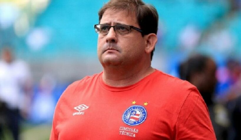 FECHADO! - O técnico Guto Ferreira continuará no Bahia para a próxima temporada. O clube anunciou, nesta segunda-feira, a renovação de contrato do treinador até dezembro de 2022. Em vídeo nas redes sociais, Guto comemorou e convocou o torcedores para apoiar a equipe visando o retorno à Série A.