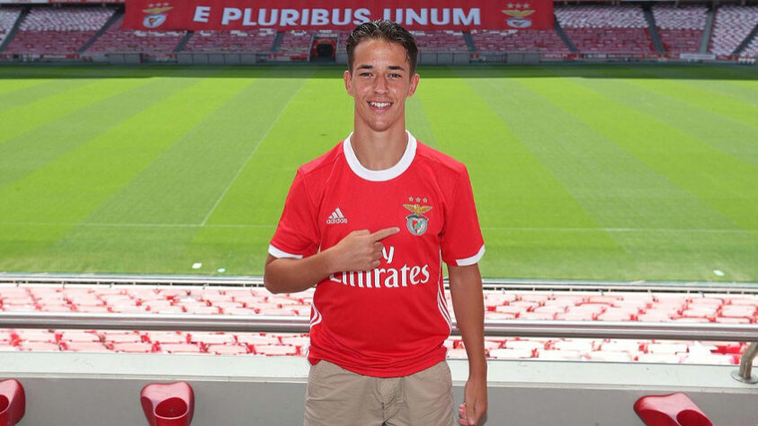 Hugo Félix (Portugal) - Clube: Benfica (Portugal) - Posição: Meia-ofensivo.