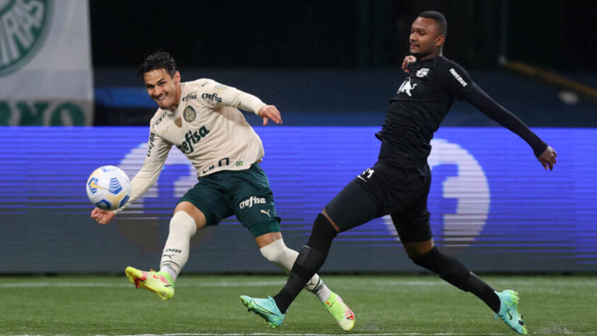 ed Bull Bragantino – Soube explorar a velocidade nas transições e levou ampla vantagem sobre o Palmeiras. Artur, com dois belos gols, fez valer a lei do ex no Allianz Parque. Vitória mais do que justa fora de casa.