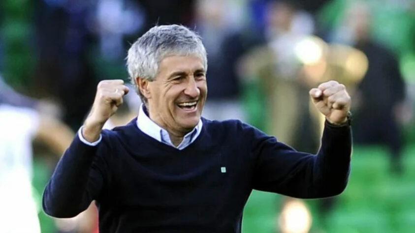 Quique Setién (Espanha) - 63 anos - Último trabalho: Barcelona - Desempregado desde agosto de 2020 - Classificou o Real Betis para a Liga Europa em 2018, além de levar o clube à semifinal da Copa do Rei no ano seguinte. Foi contratado pelo Barcelona, mas não obteve sucesso na equipe catalã.