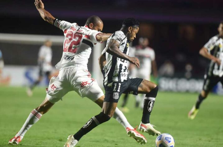 Santos e São Paulo passaram sustos, mas se salvaram de cair para a Série B. Veja aqui todas as equipes do mundo que nunca foram rebaixadas na elite em seus respectivos campeonatos nacionais.