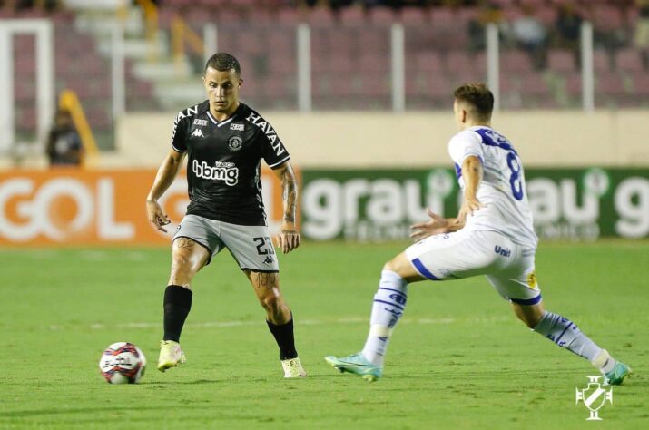 Confiança: Sobe – Nirley teve a movimentação correta dentro da área em uma jogada de escanteio e, assim, conseguiu pegar o rebote de Vanderlei para fazer o gol do Dragão. / Após sofrer o primeiro gol, o time apagou e permitiu ao Vasco ampliar a vantagem no marcador. 