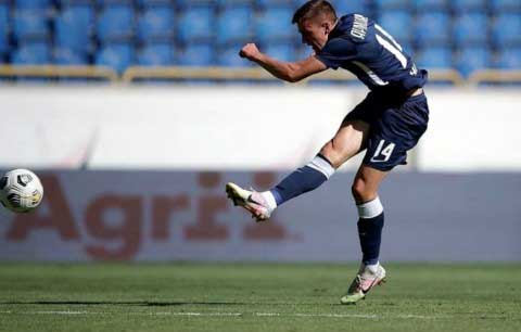 Yegor Yarmolyuk (Ucrânia) - Clube: Dnipro-1 (Ucrânia) - Posição: Meio-campista.