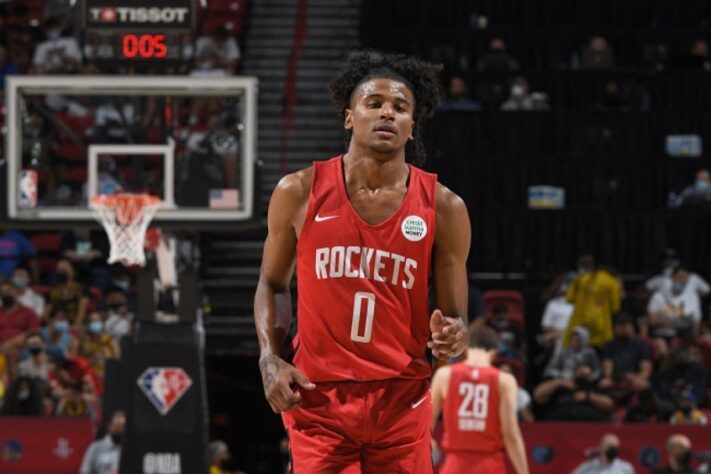 PRECISA DE UM MILAGRE: Houston Rockets - Todas as fichas de Houston estarão apostadas em Jalen Green, entretanto, os jogadores a sua volta não devem ajudar muito na produção em quadra e com isso devem ser a pior equipe da NBA na temporada 2021/22.