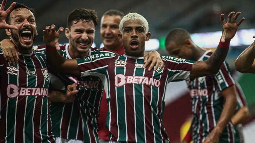 Neste sábado, o Fluminense venceu o Flamengo por  3 a 1, no Maracanã, em jogo válido pela 28ª rodada do Brasileiro. Com dois gols de John Kennedy, o Tricolor garantiu os três pontos e . Confira as notas do time a seguir. (Por Ana Daróz; anapereira@lancenet.com.br)