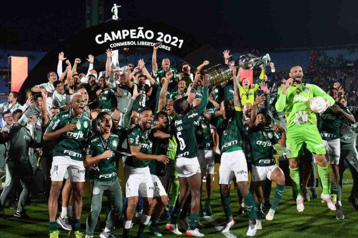 Vamos aos clubes mais buscados! 1º lugar: Palmeiras