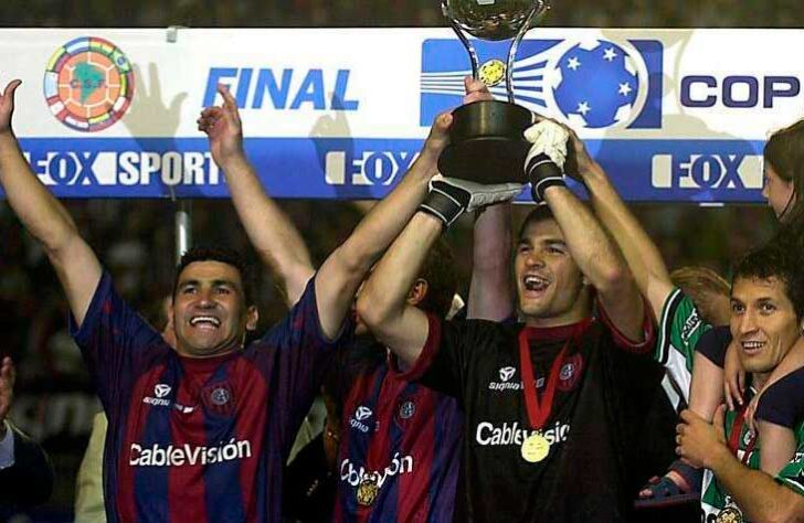 2002 - Campeão: San Lorenzo (ARG) / Vice: Atlético Nacional (COL)