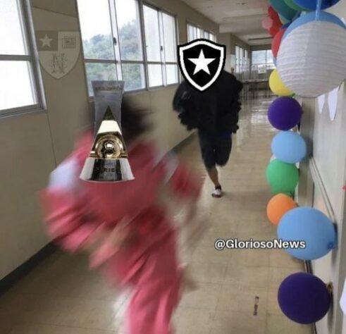 Botafogo confirma presença na Série A em 2022 e torcedores festejam com memes.