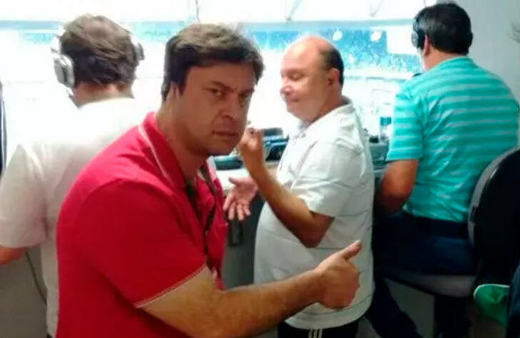 Gelson Galiotto (41 anos) - narrador da Rádio Super Condá