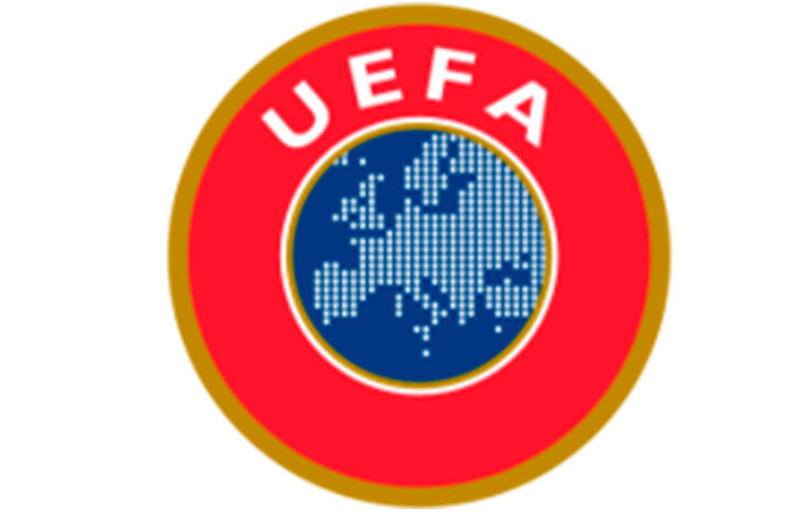 A Uefa afirmou que irá promover uma reunião extraordinária nesta sexta-feira por conta dos ataques da Rússia contra a Ucrânia. A entidade disse, através das redes sociais, que irá avaliar a situação e tomar decisões necessárias, mas que uma nova comunicação só se dará após o encontro.