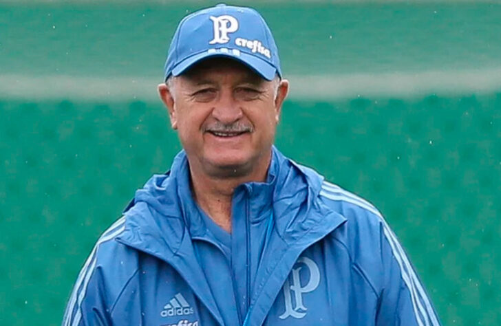 Luiz Felipe Scolari - 6 títulos - Copa Libertadores (1999), Copa do Brasil (1998 e 2012), Copa Mercosul (1998), Torneio Rio-São Paulo (2000) e Campeonato Brasileiro (2018).