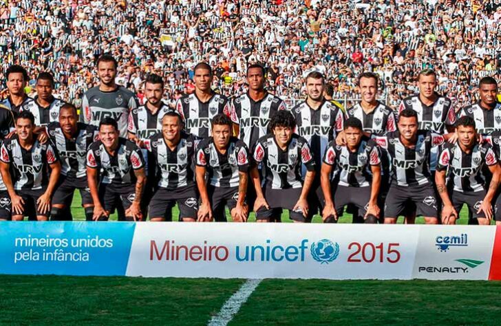 2015 - Com remanescentes da conquista da Libertadores de 2013 e Lucas Pratto como referência ofensiva, o Atlético-MG chegou a ter momentos promissores. Só que novamente deixou a conquista escapar e viu o Corinthians terminar a temporada campeão.