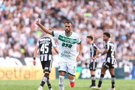 Guarani - Sobe: O Guarani foi bem no jogo aéreo ofensivo. Levou perigo para a zaga do Botafogo e conseguiu seus dois gols em jogadas de bolas pelo alto; Desce: Faltou brigar mais no primeiro tempo. Precisando da vitória para tentar o acesso, o Guarani pouco ameaçou o Botafogo no começo da partida.