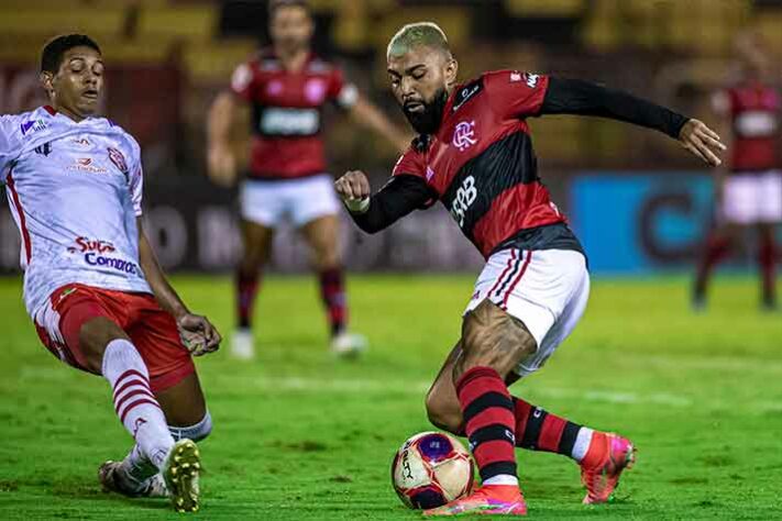 25º) Bangu - Um gol em dois jogos de Gabigol contra o rival fluminense