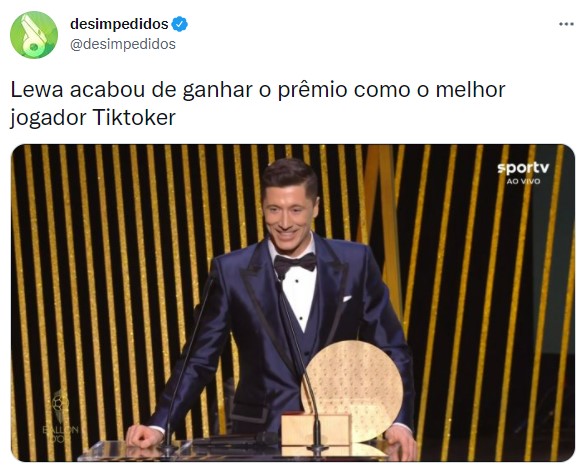 Cerimônia de premiação da Bola de Ouro rendeu memes nas redes sociais.